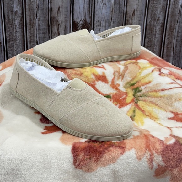 Olivia Miller Shoes - Olivia Miller Canvas Slip-Ons